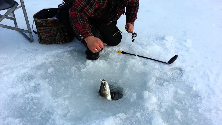 ice fishing tips